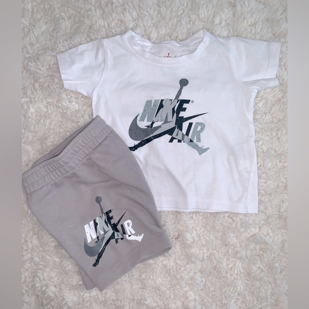 Boys Nike/ Jordan short set